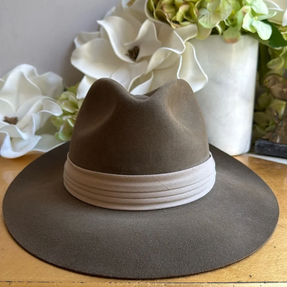 Vintage 1980’s Banana Republic Genuine Fur Felt Hat | Indiana Jones
